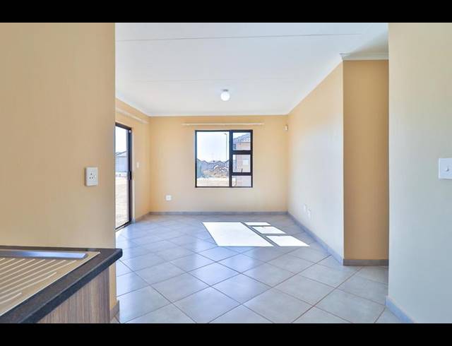 3 BEDROOM HOUSE FOR SALE IN CRYSTAL PARK